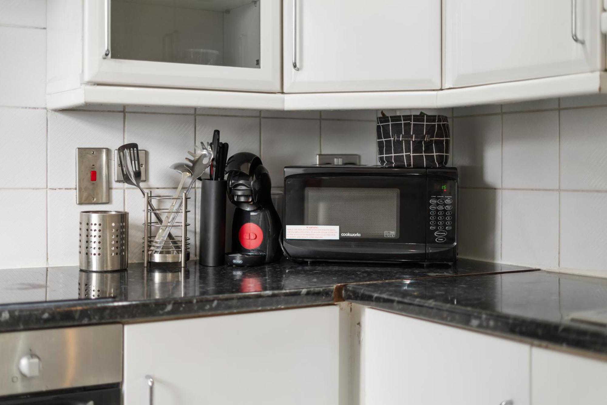 Luxurious 1-Bedroom Penthouse On Oxford Street 11G London Eksteriør billede